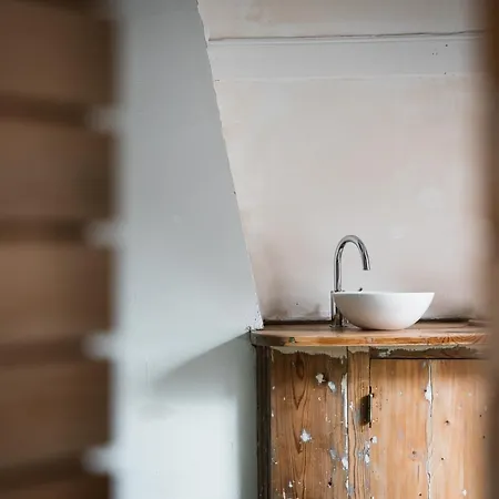 Pieux Bed & Breakfast